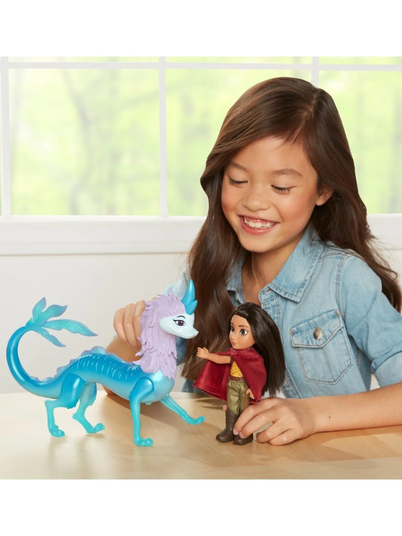 * Disney Raya 6″ Petite Raya Doll And Feature Sisu Dragon Figure Gift Set* Disney