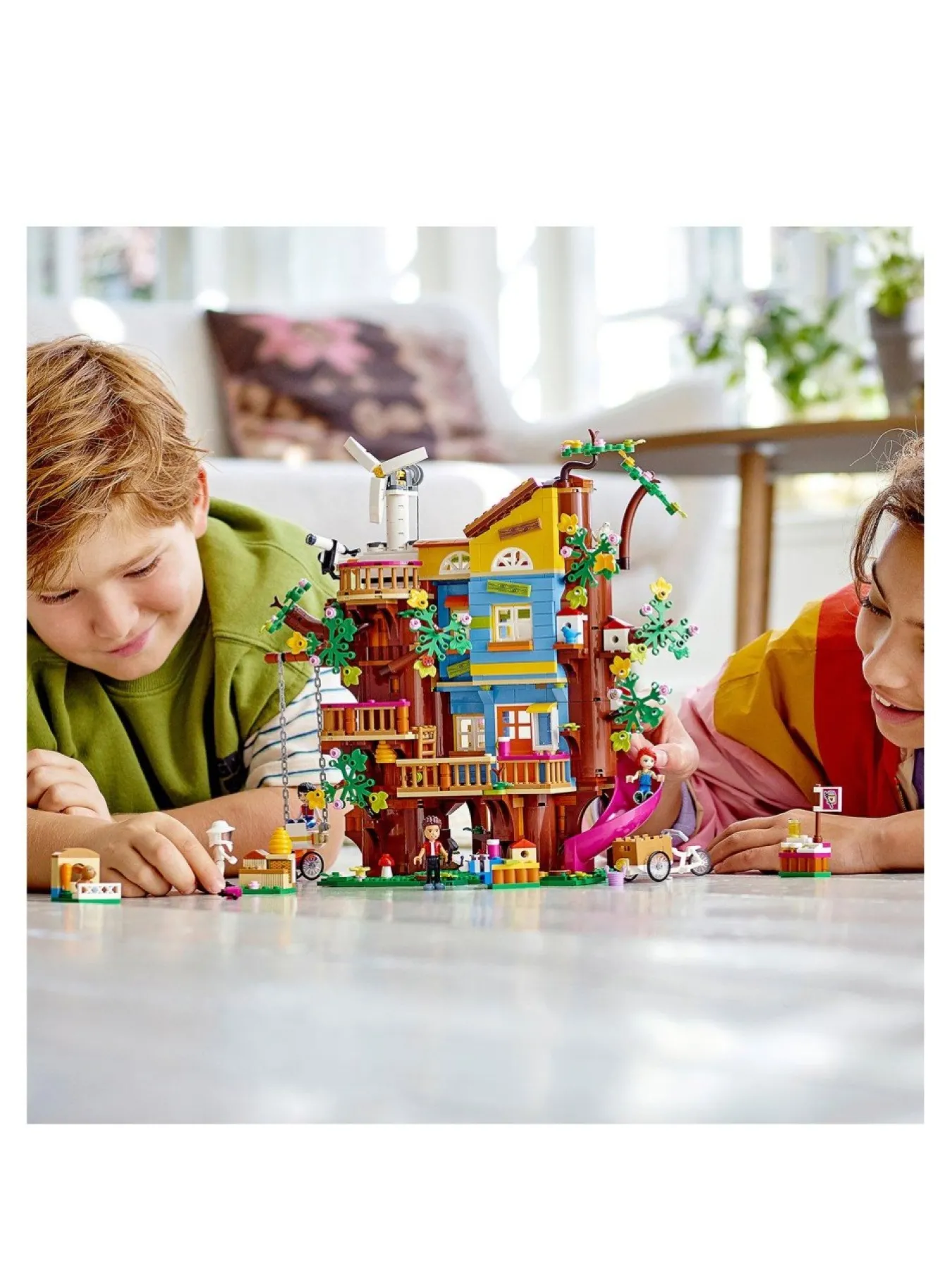* Lego Friends Friendship Tree House Set 41703* Lego
