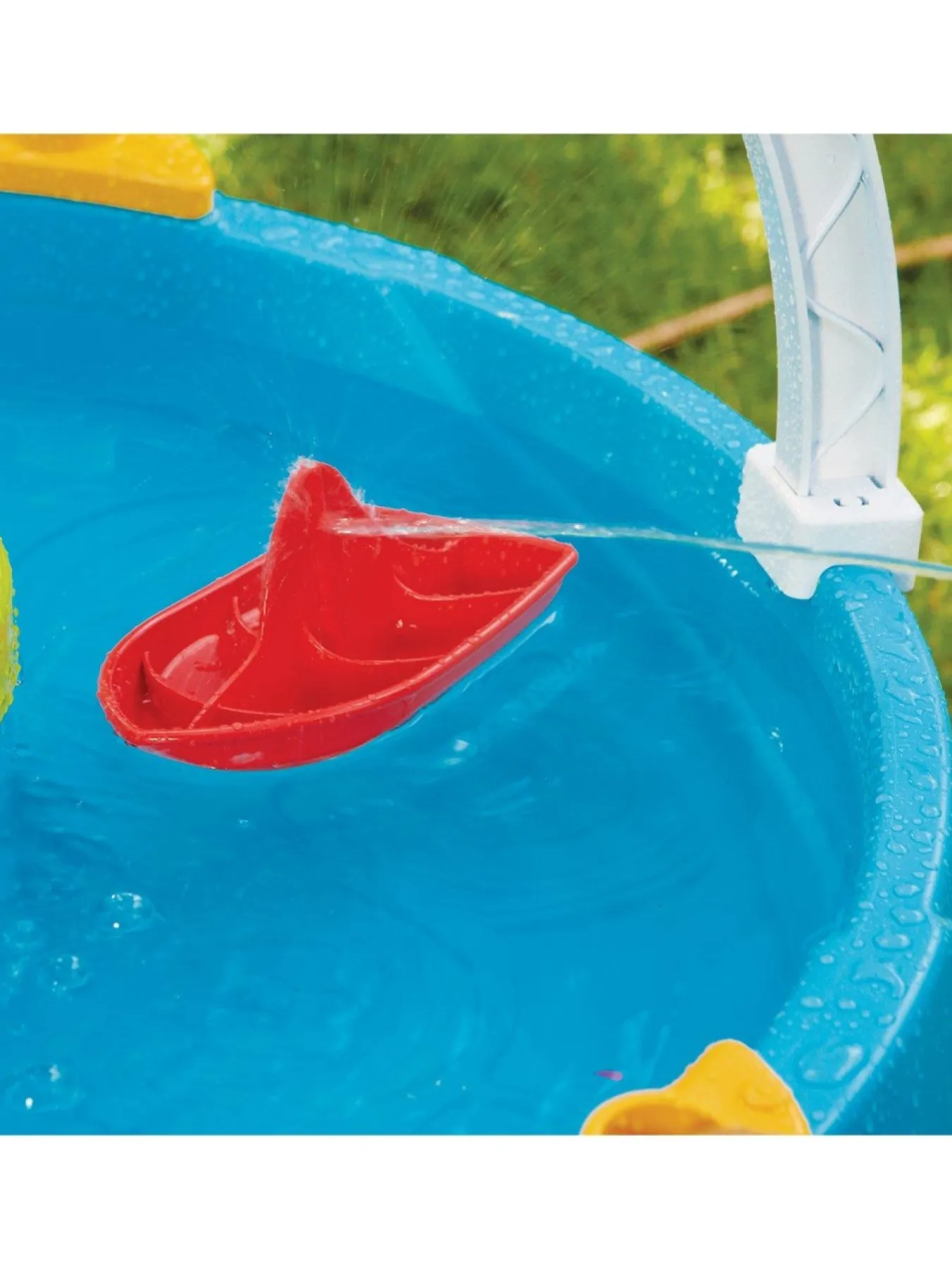 * Little Tikes Fun Zone Battle Splash Water Table* Little Tikes