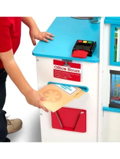 * Melissa & Doug Doctor Activity Centre* Melissa & Doug