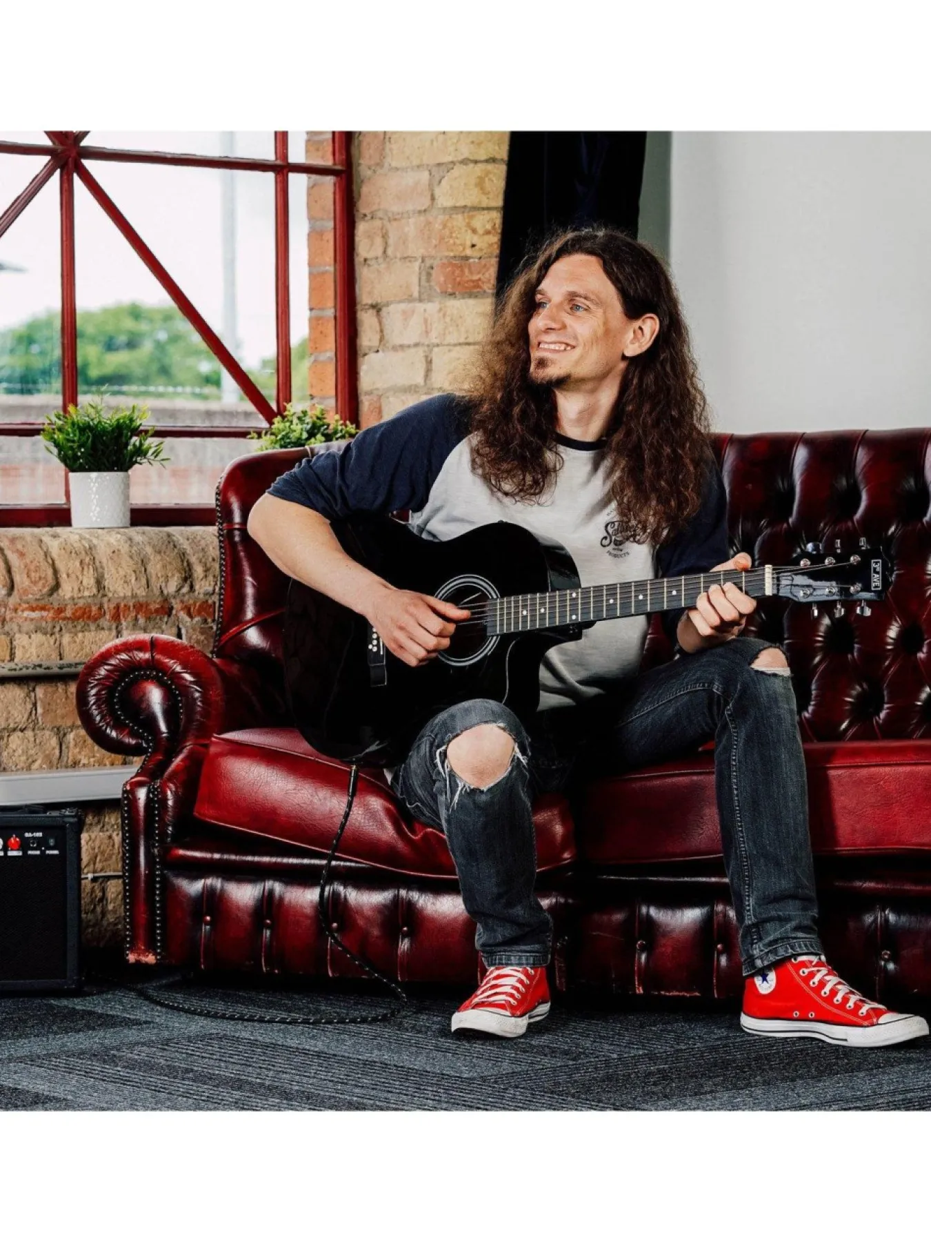 3rd Avenue Cutaway Electro Acoustic Guitar Pack – Black* 3Rd Avenue